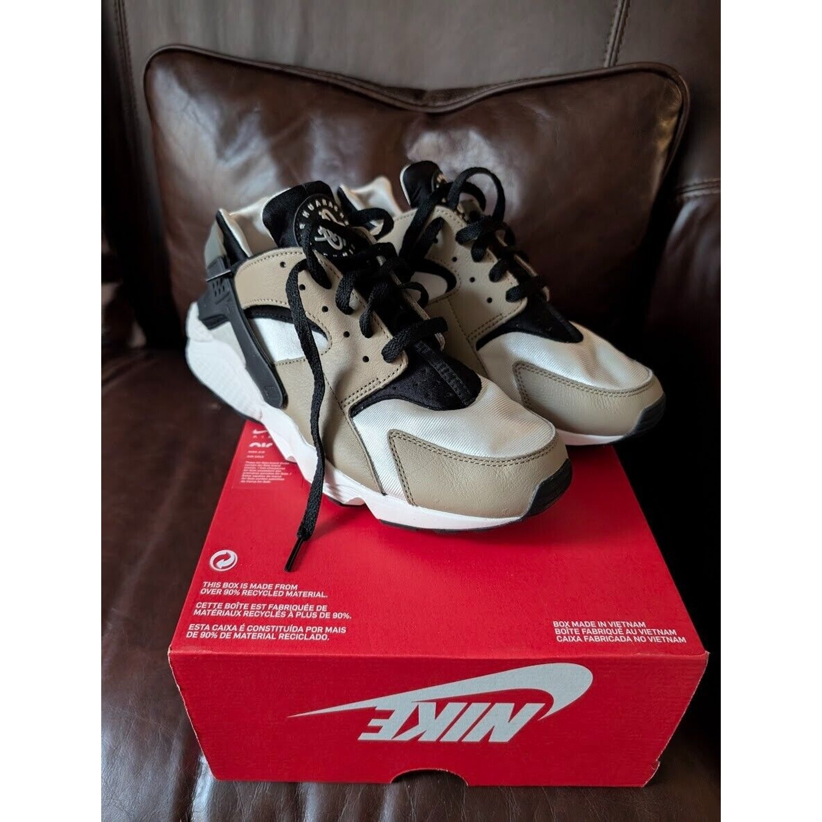 [DD1068-007] Mens Nike AIR HUARACHE SIZE: 10