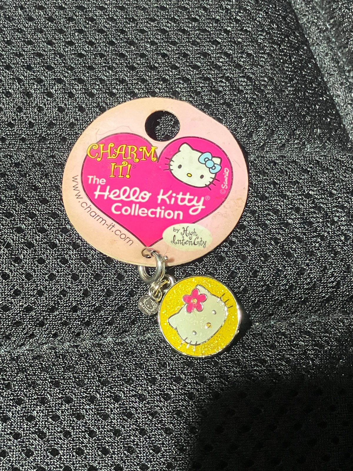 Vintage 2004 NWT Hello Kitty Charm it charm