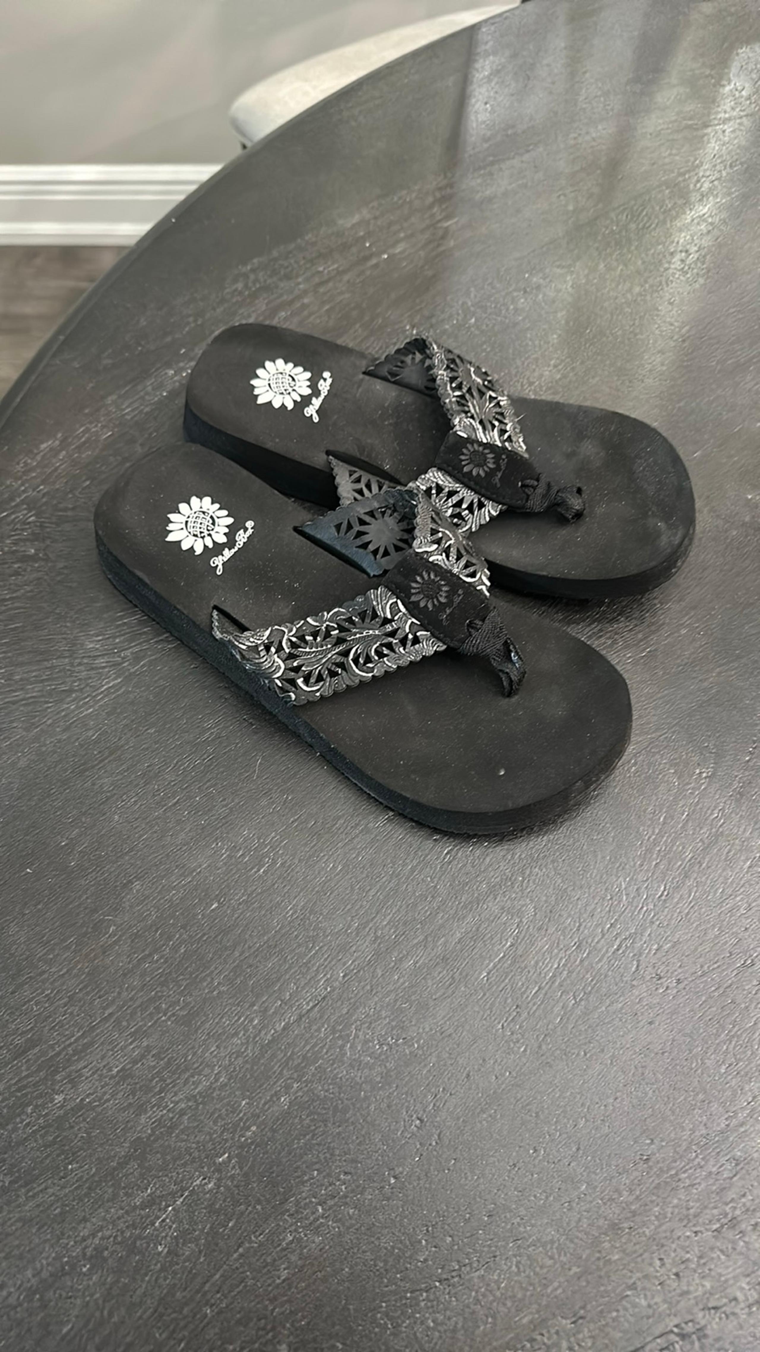 (2) Pair of Yellow Box Flip Flops