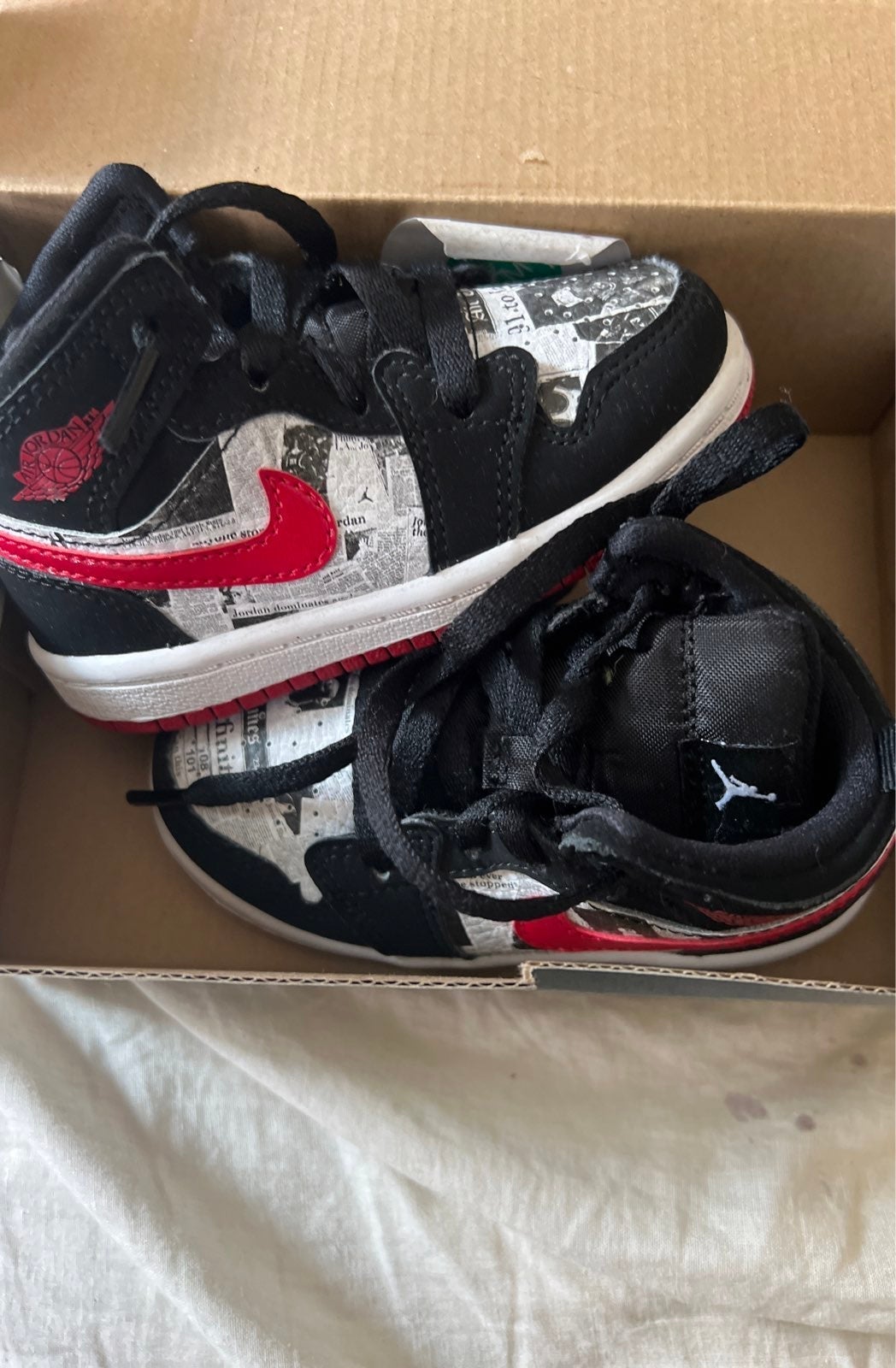 Jordan 4 VI Retro Athletic