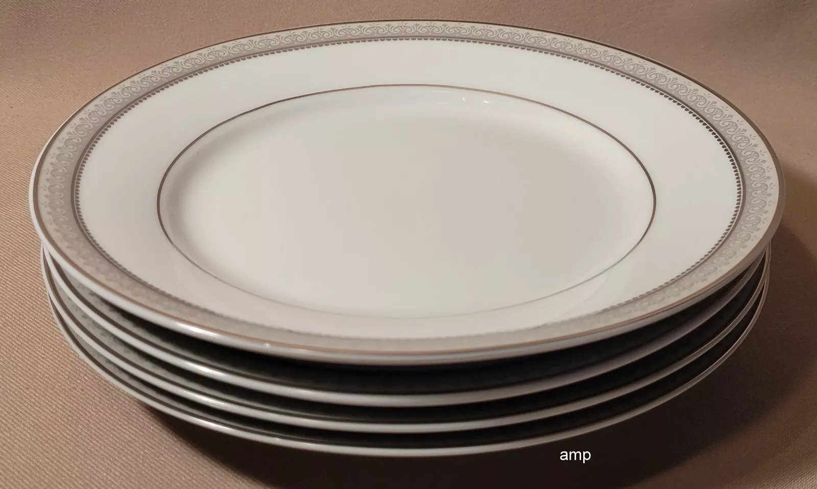 Mikasa Platinum Crown (4) Salad Plates PERFECT!