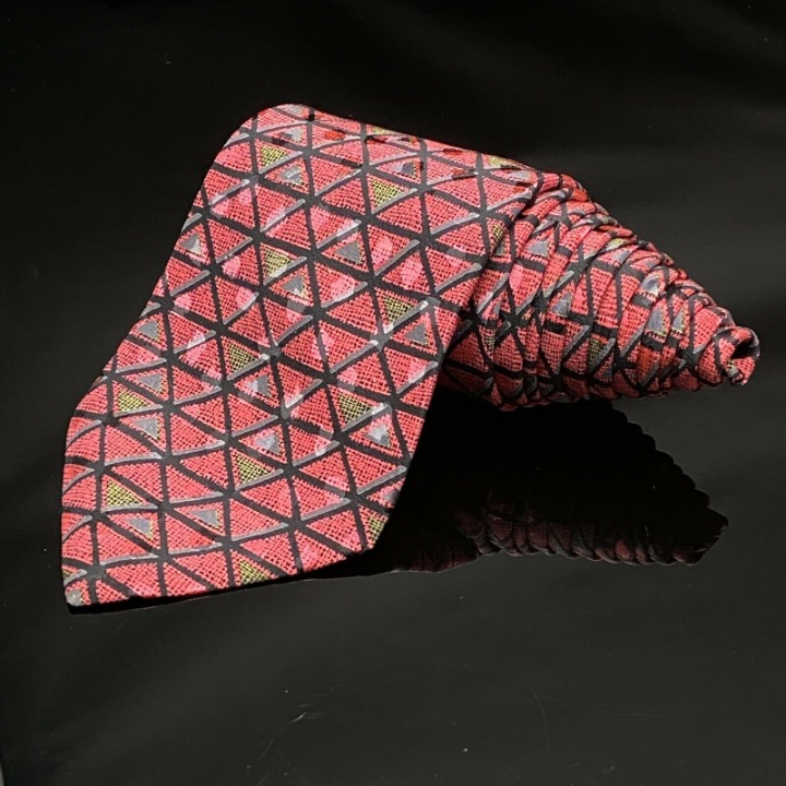 BRIONI Triangular Geometric TIE RED Stunning