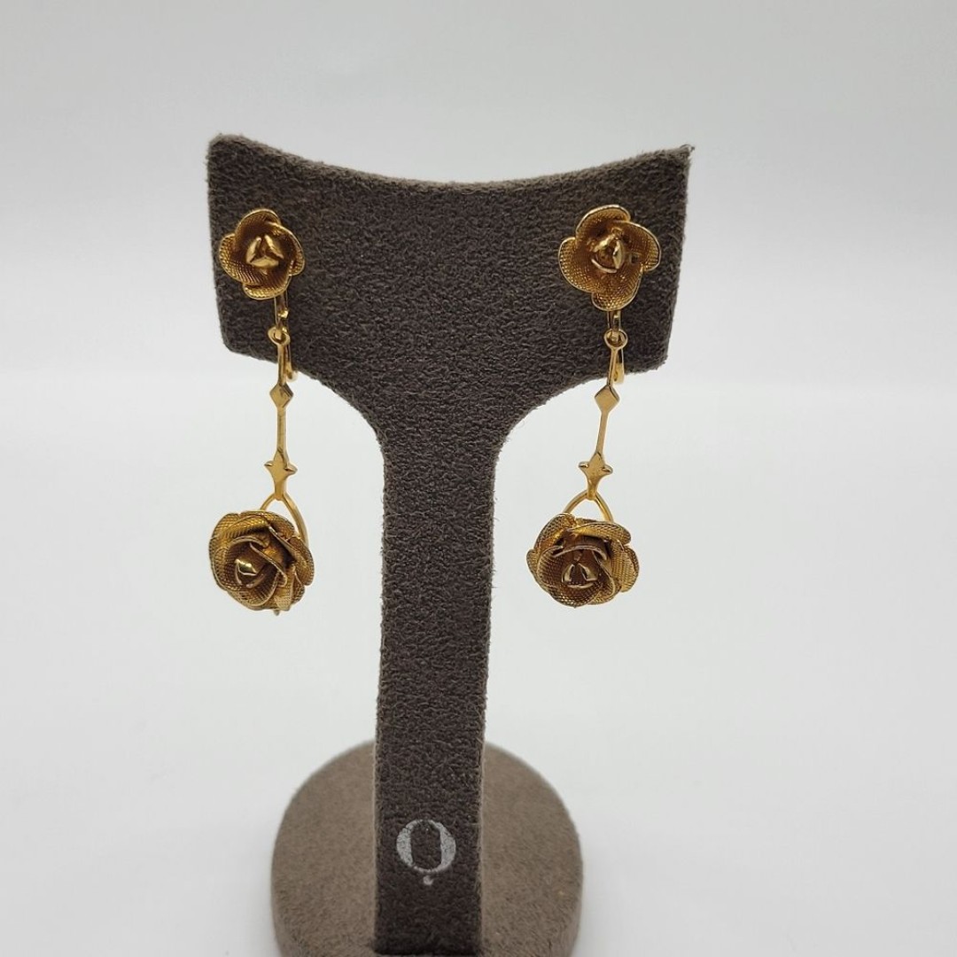 Vintage Gold tone Rose Dangle Clip on earrings