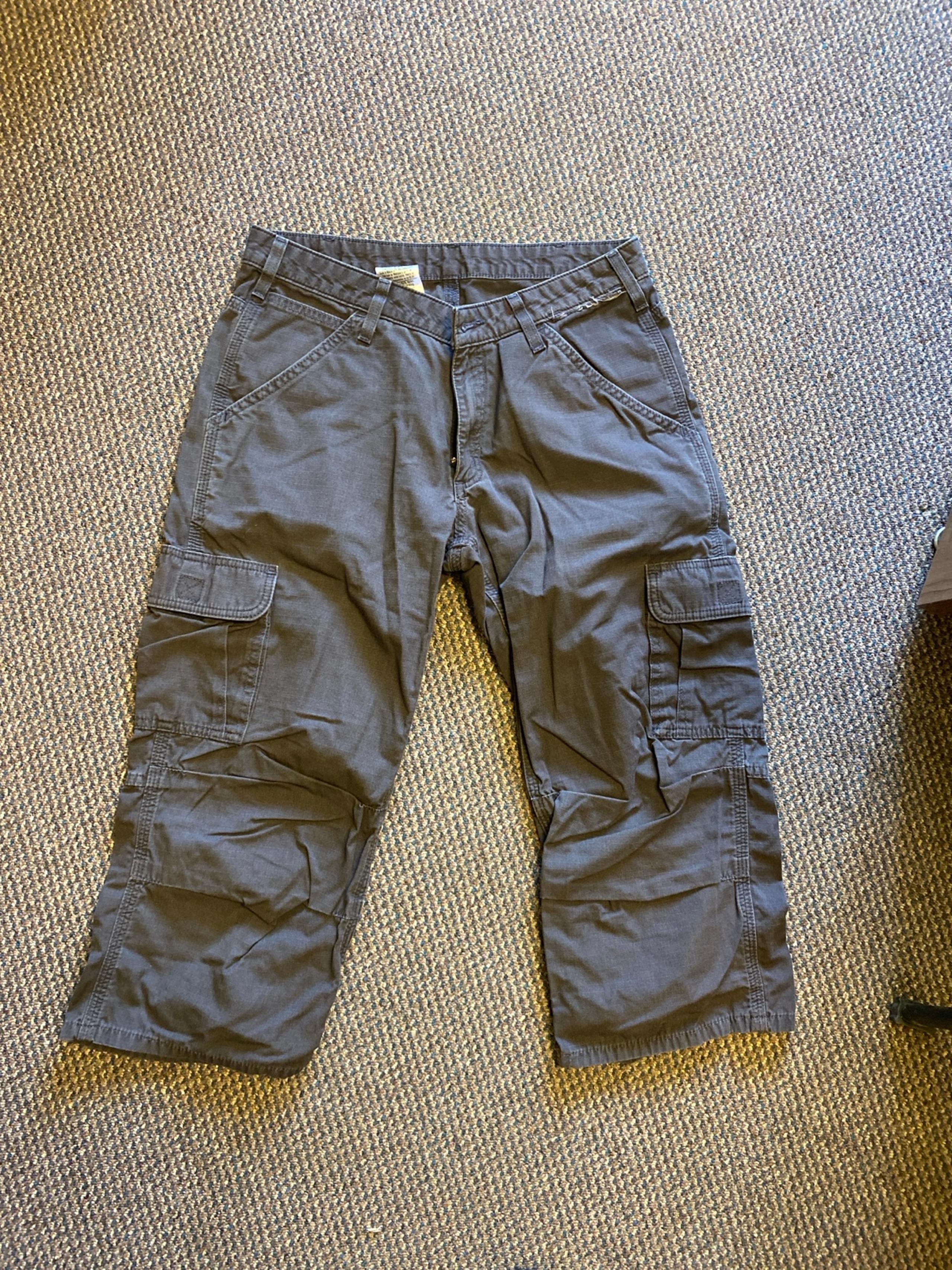 Women’s Carhartt Cropped Cargo Pants
