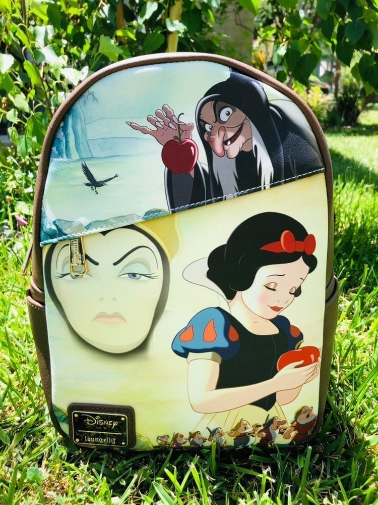 NWT OG DEC Snow White Loungefly Backpack