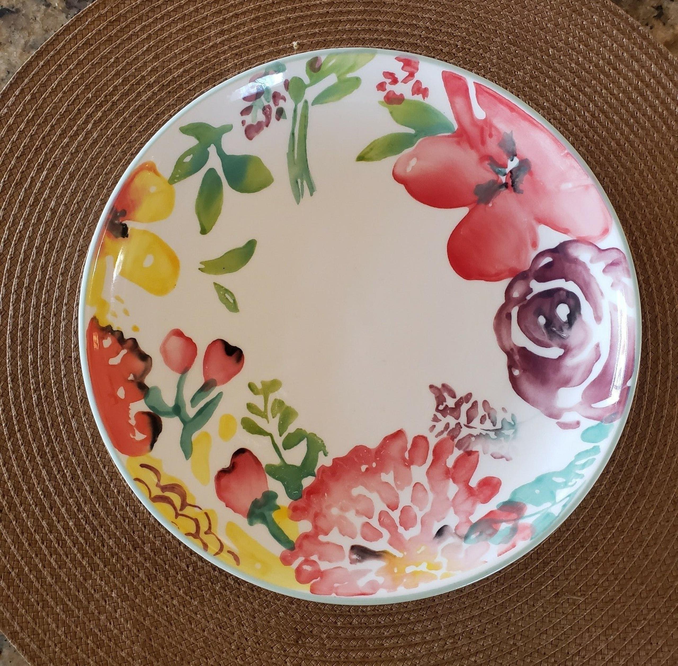 Rare Threshold Corinna Floral Stoneware Salad Plate, great condition.
