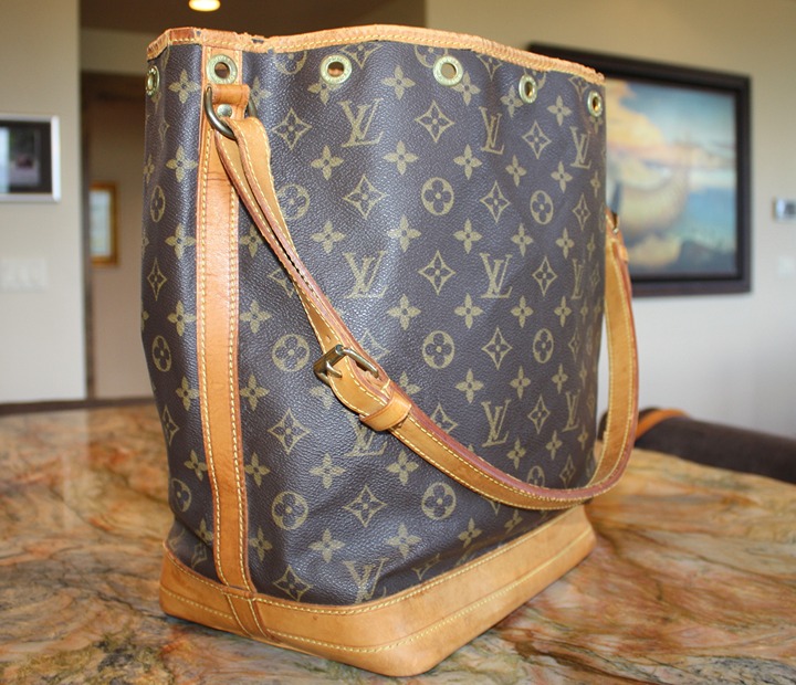 Authentic LOUIS VUITTON 1,960 Noe GM Bucket Bag Drawstring Monogram Leather