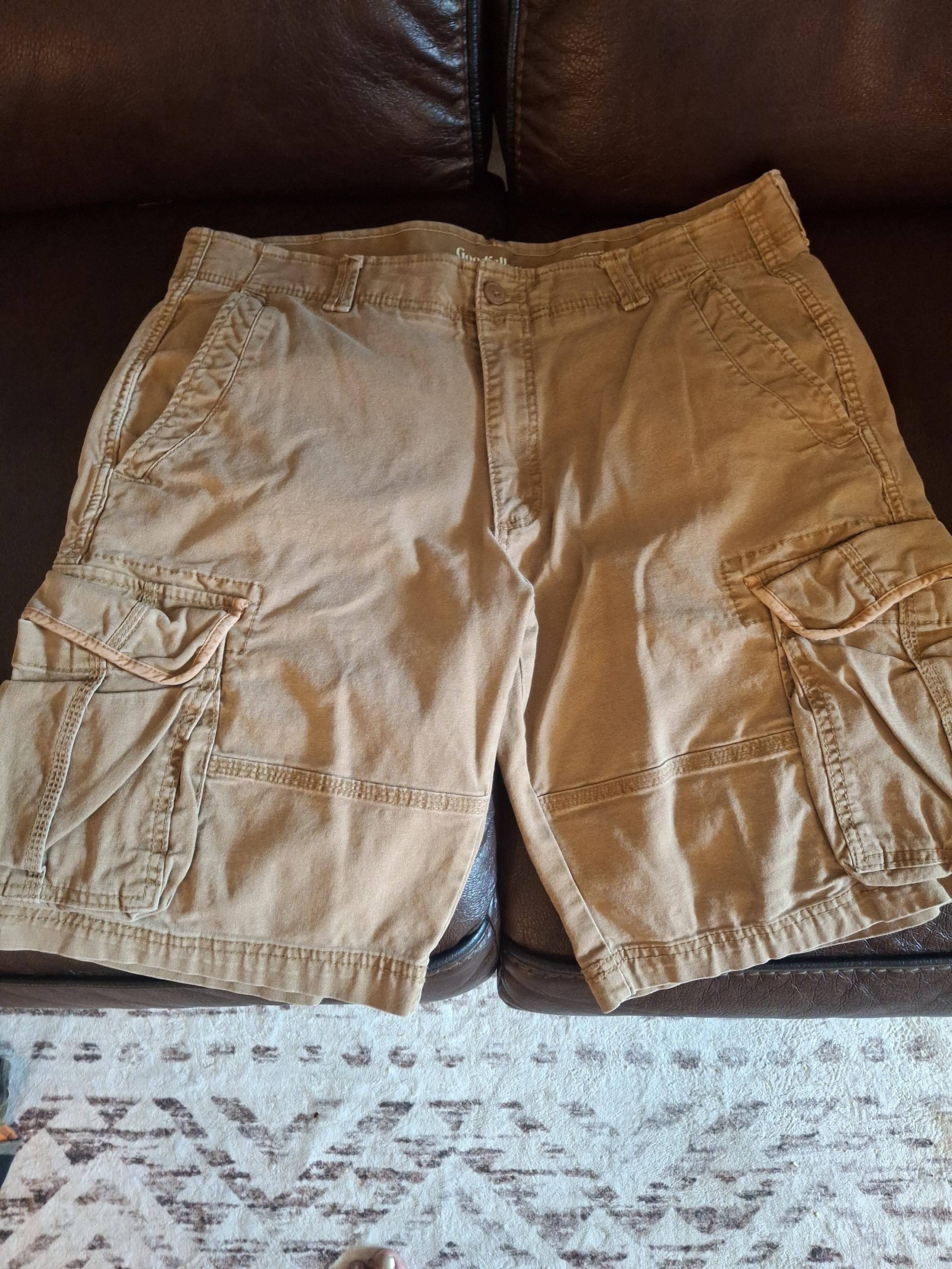 Mens Goodfellow & Co. Carpenter shorts Size 36 flex waist 6 pockets tan khaki