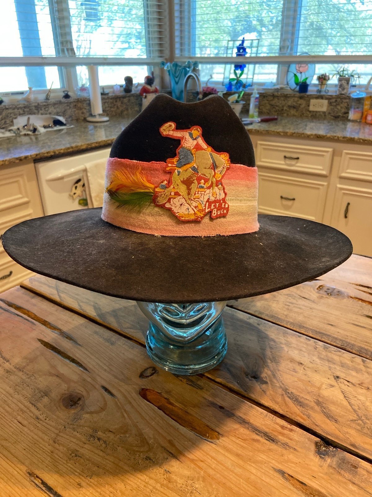 Ladies felt hat