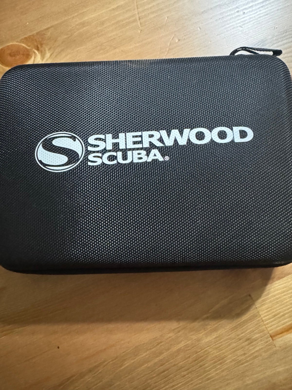 Sherwood scuba diving light. 2800 lumens