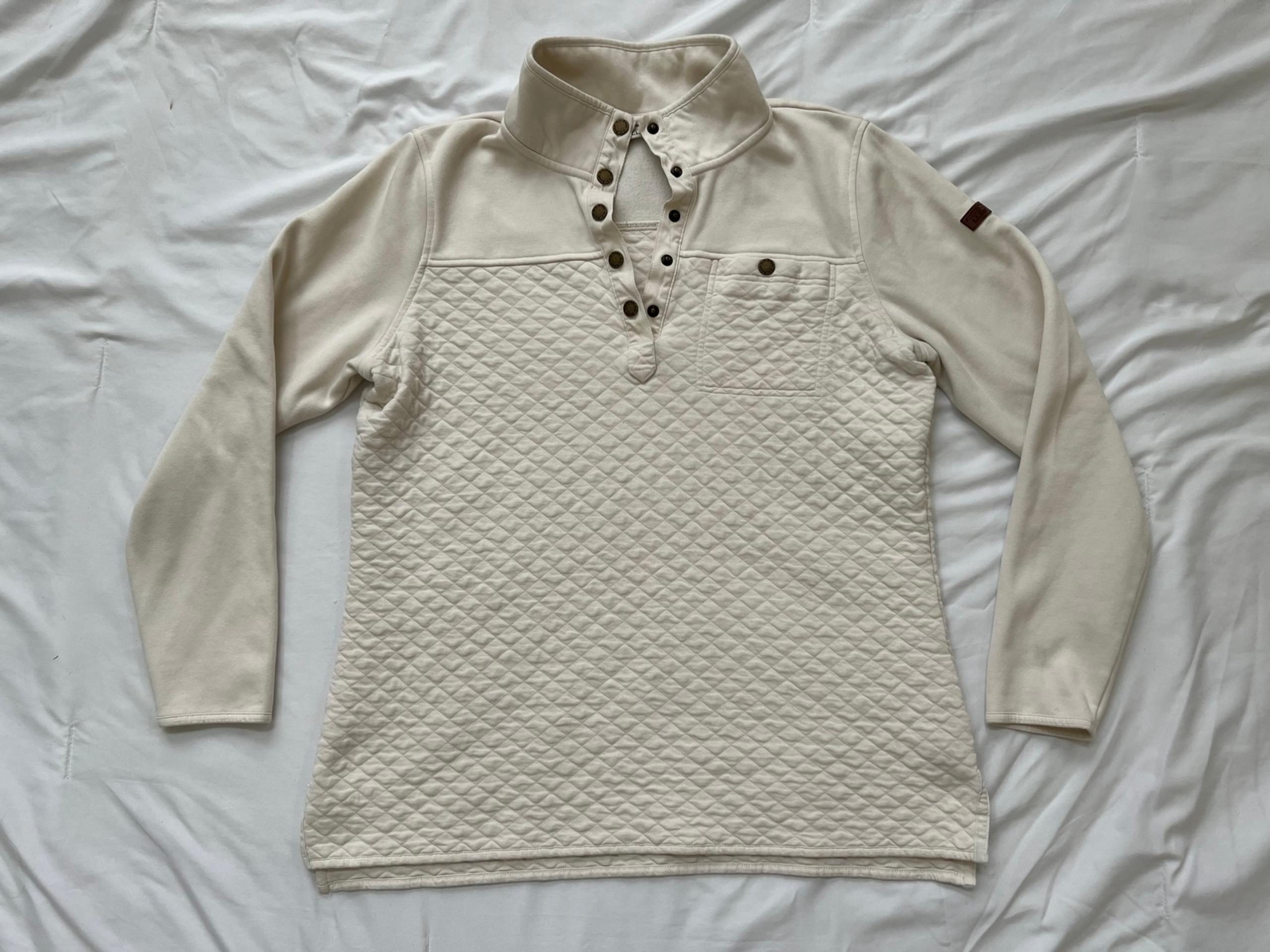 L.L. Bean Men’s off white pullover quilted sweatshirt