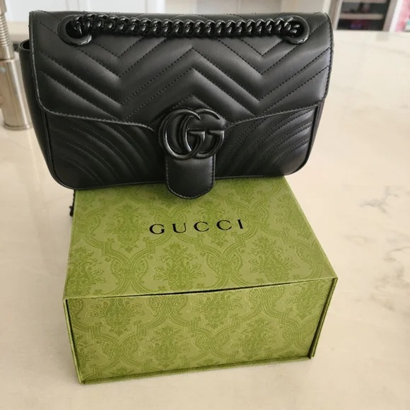 Marmont Shoulder Bag