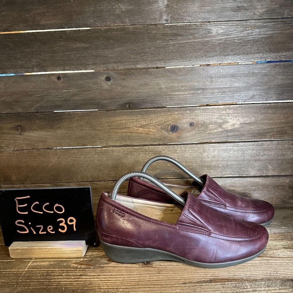 Womens Ecco Purple Leather Slip On Mini Wedge Comfort Shoes Loafers Size 39 US 8
