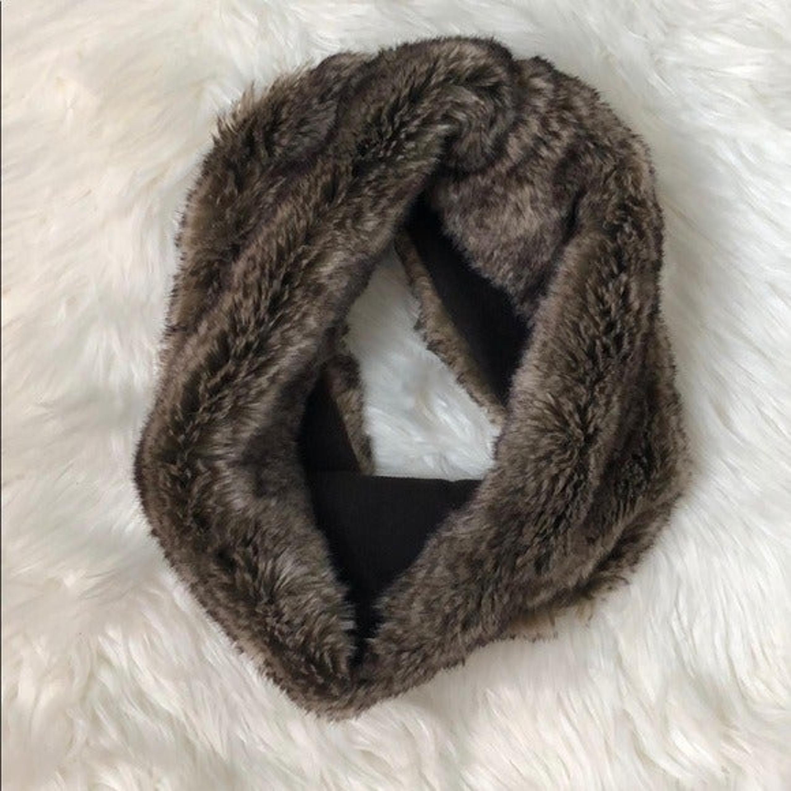 Gap Brown Faux Fur Infinity Neck Scarf