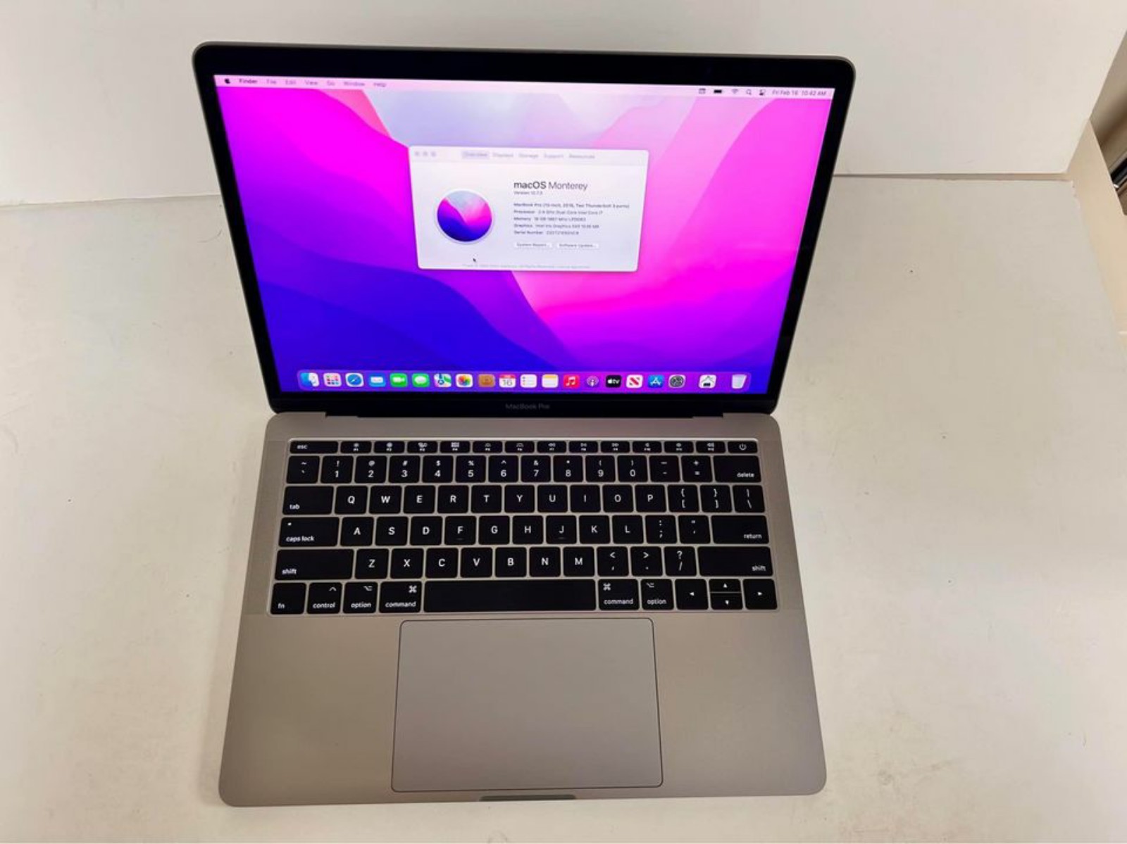 2016 Apple Macbook Pro 13” Retina i7-6660U 256GB SSD 16GB RAM