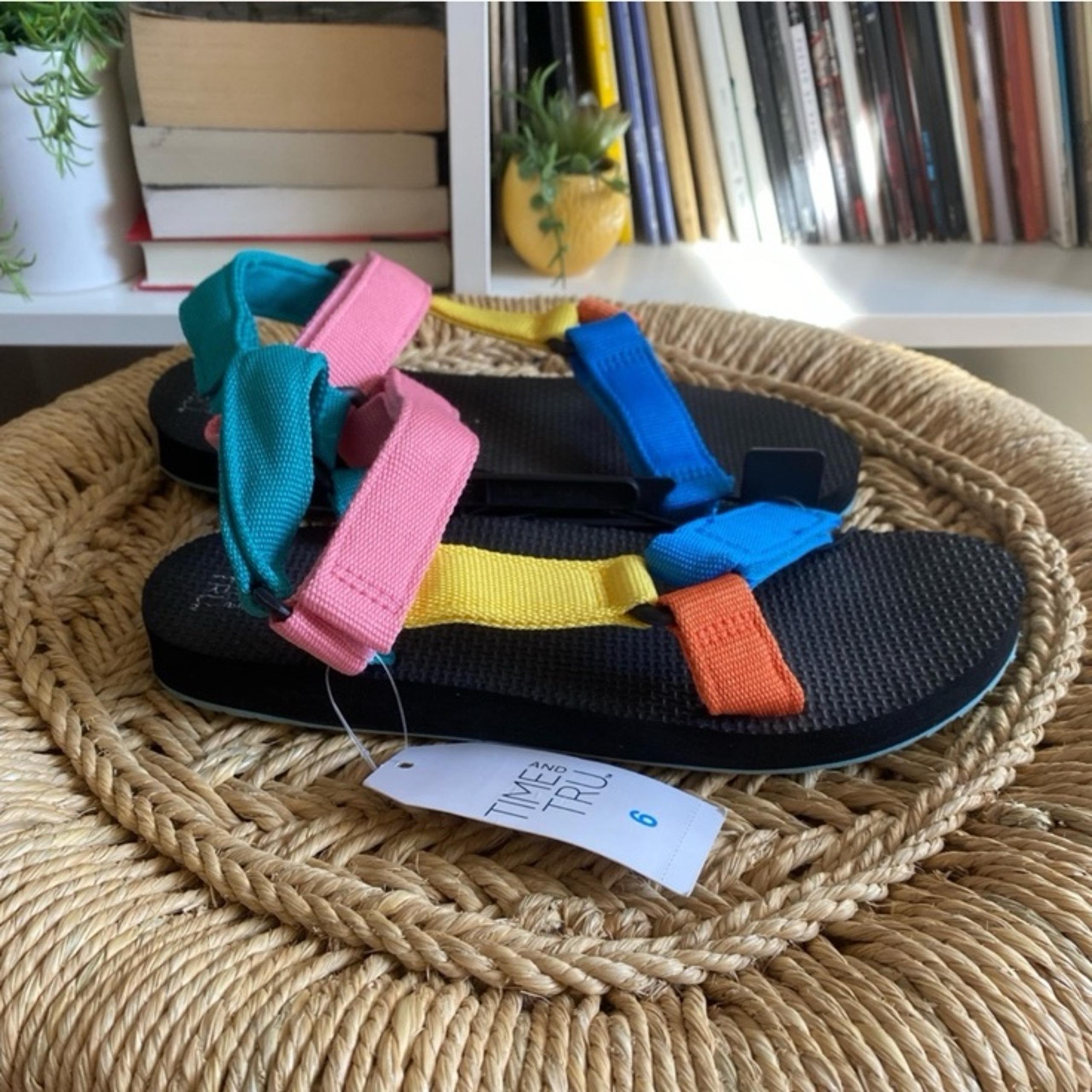 Time & Tru Colorful Colorblock Velcro Strappy Sandals NWT Size 6