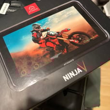 Atomos Ninja V “ 4kp60 HDR Monitor Recorder with Box and free HDMI cord
