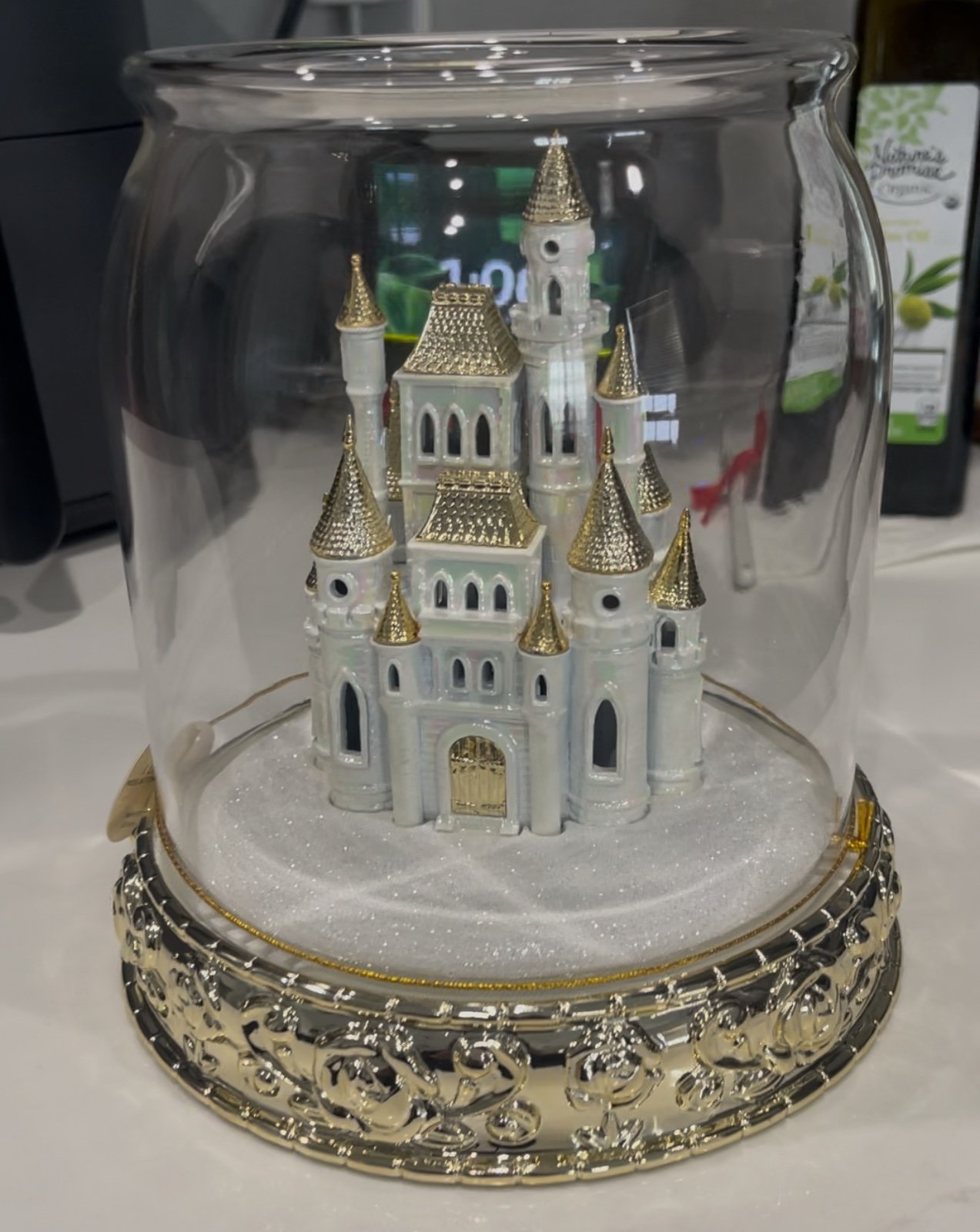 BNIB Bath & Body Works Castle Cloche 3 wick Candle Holder
