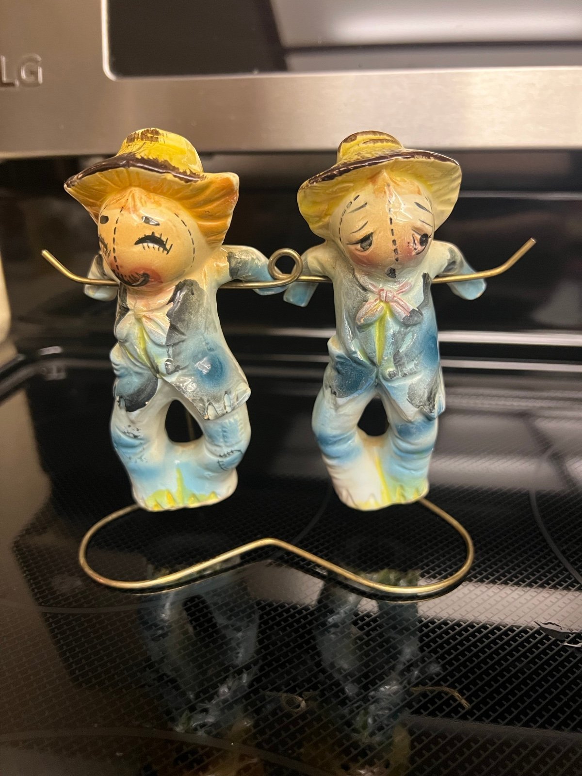 Vintage Sarsaparilla scarecrow salt and pepper shakers
