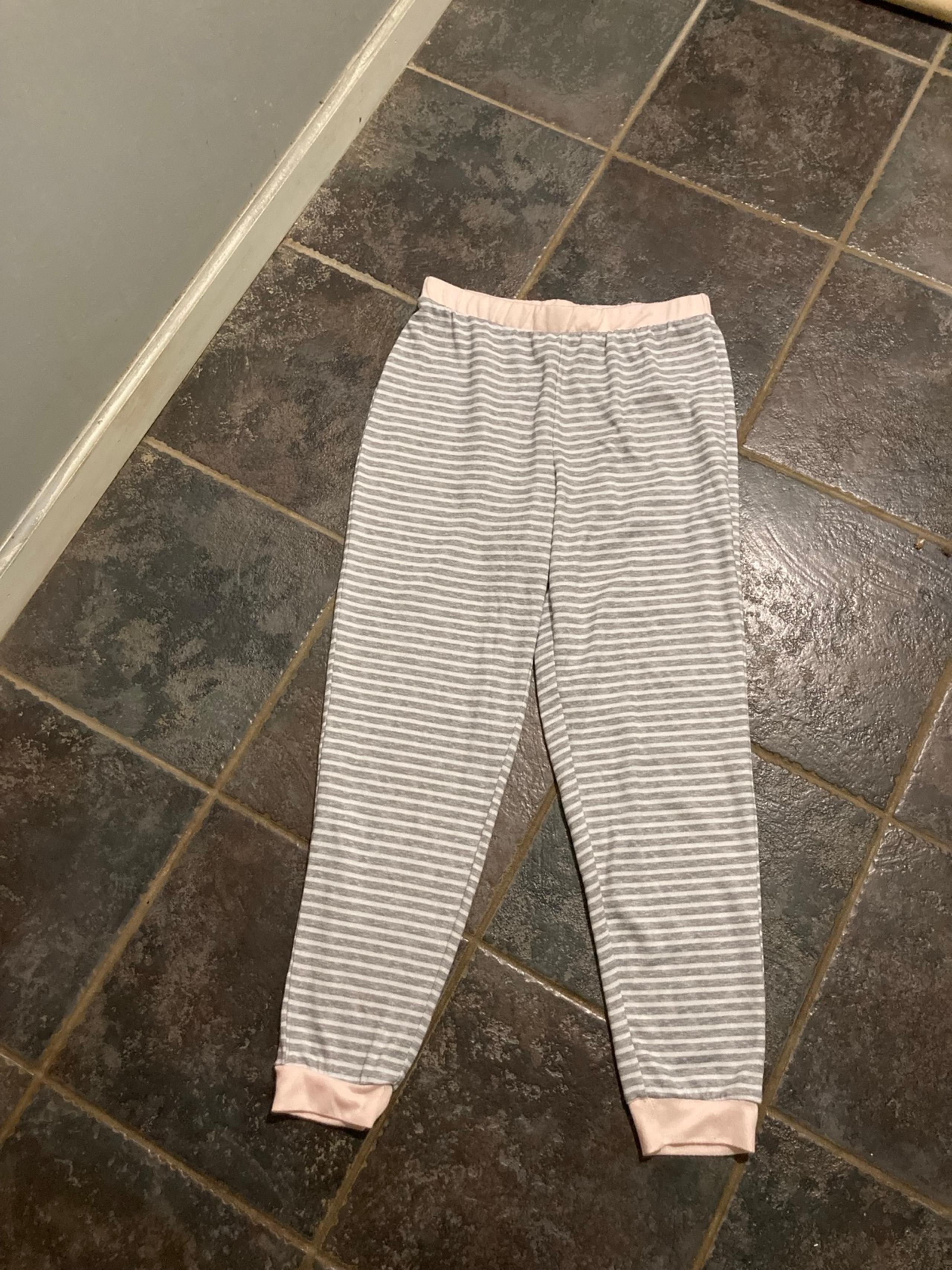Rae Dunn Women’s Striped Pajama Pants. Size M