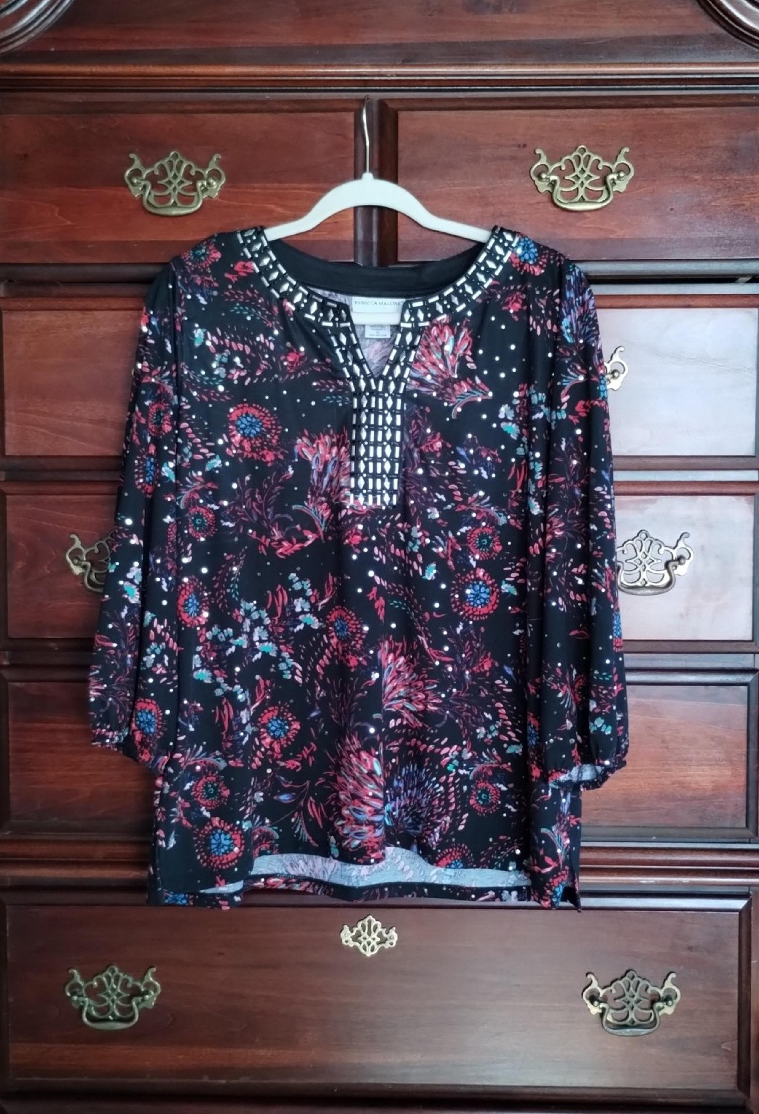 REBECCA MALONE Women's Shirt Top Blouse Size XL Soft T-shirt Feel