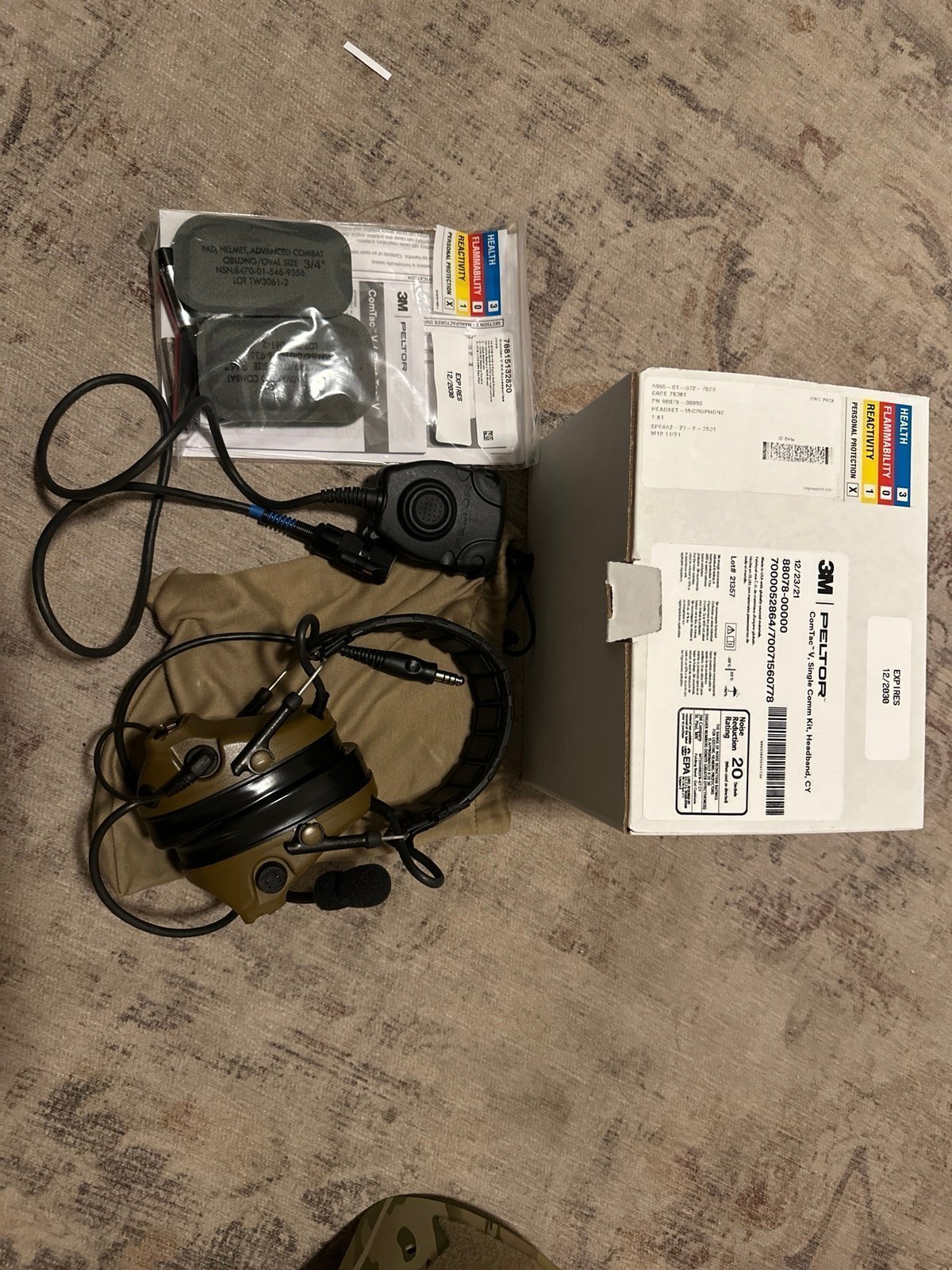 Comtac V single lead