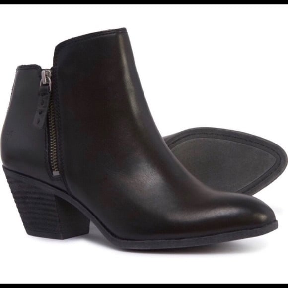 FRYE Judith double zip black leather booties 7.5