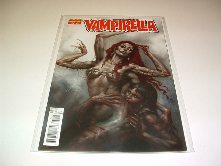 Vampirella #37 - Lucio Parrillo cover - Dynamite Entertainment - VF