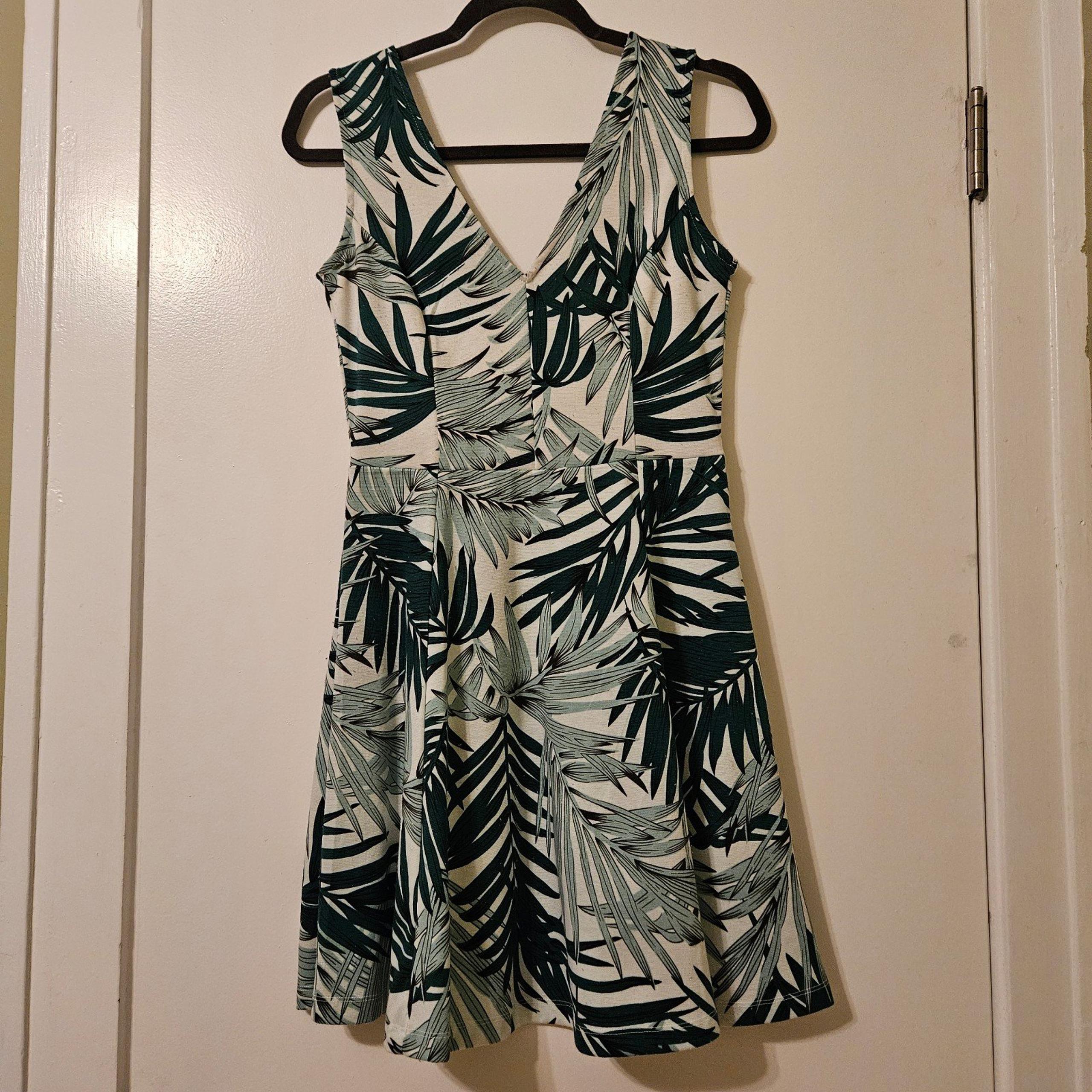 H&M v-neck skater dress