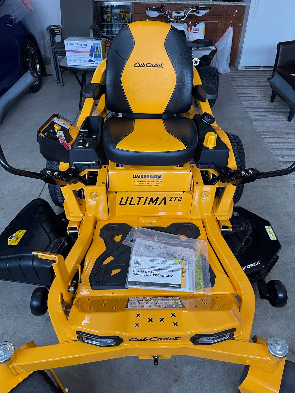 Cub Cadet Ultima ZT2 54