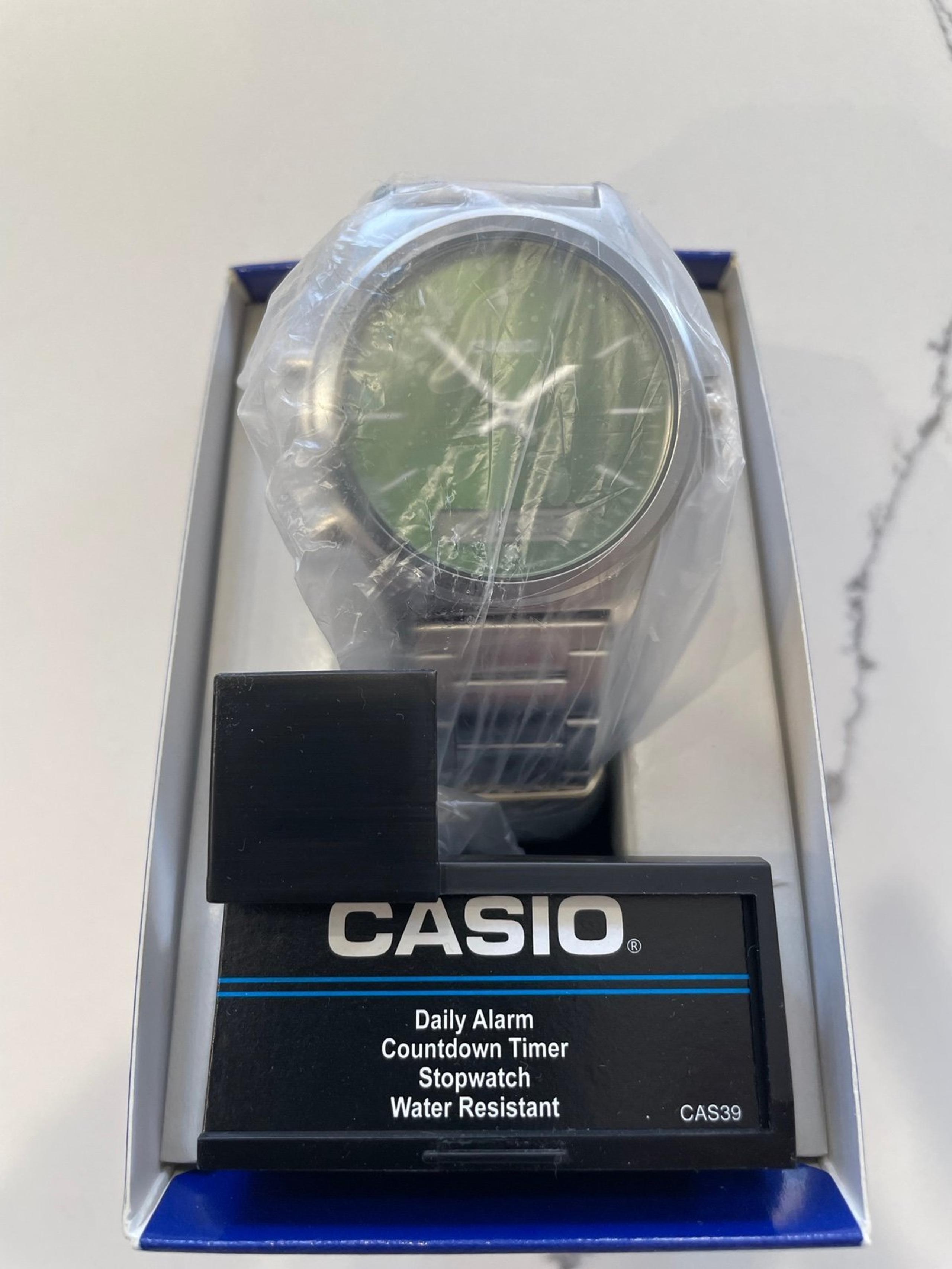 Casio MTP-VC01D-3E Men's Quartz Watch Green mtp-vc01d-3e NEW