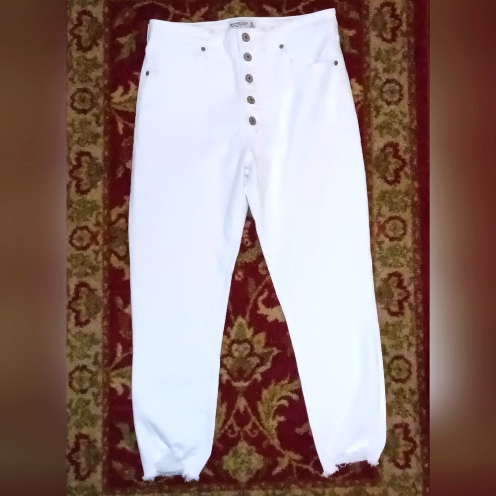 Abercrombie & Fitch White Denim High Waisted Button Fly Skinny Ankle Jeans