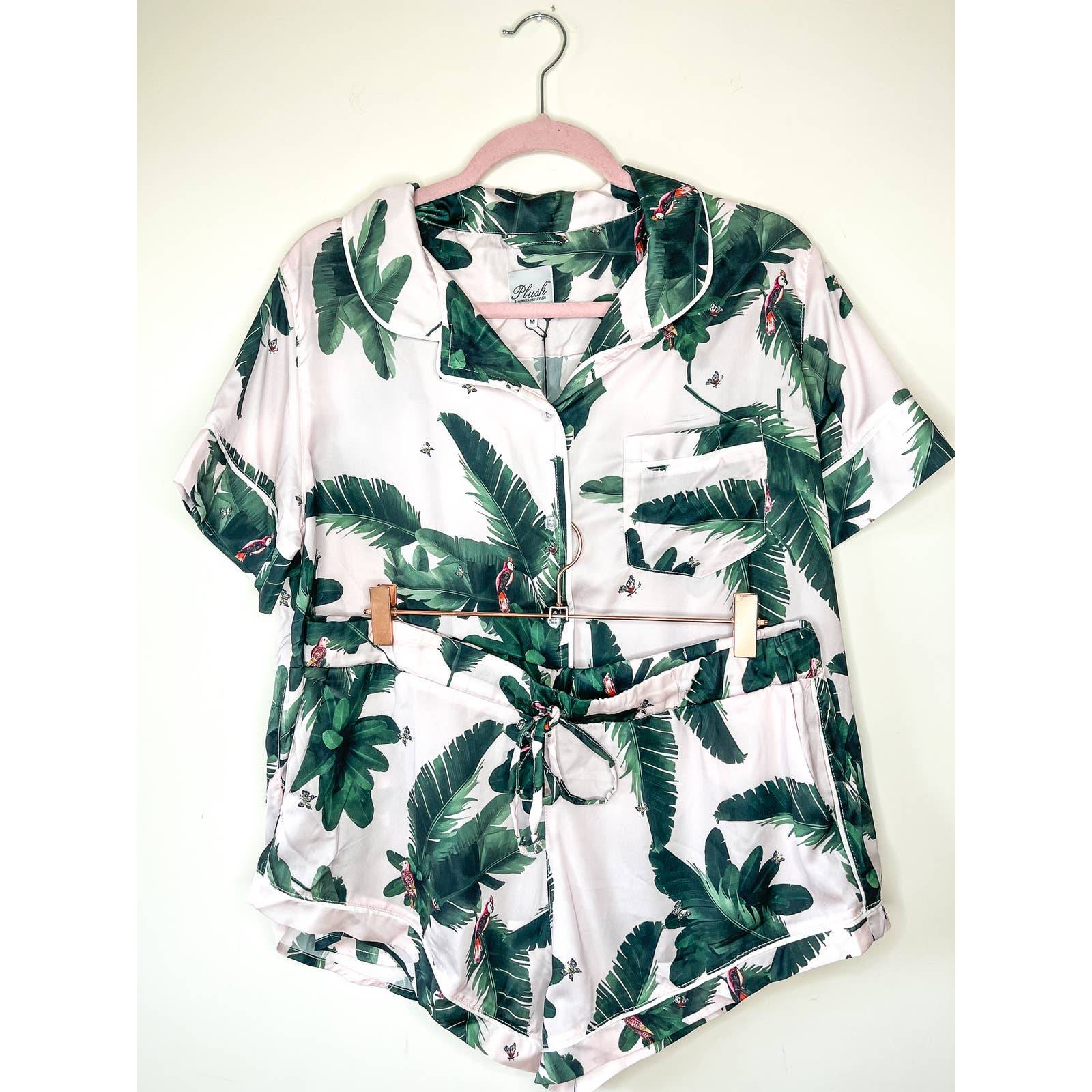 Plush Apparel Pink Jungle PJ Set Size Small