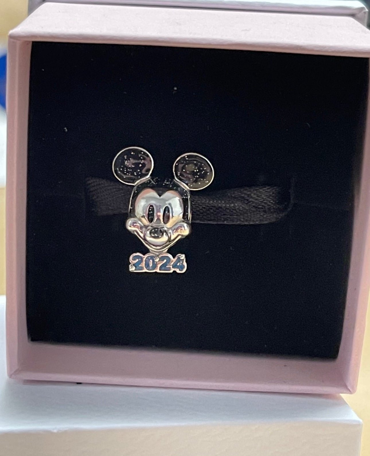 Disney Pandora 2024 Mickey Charm