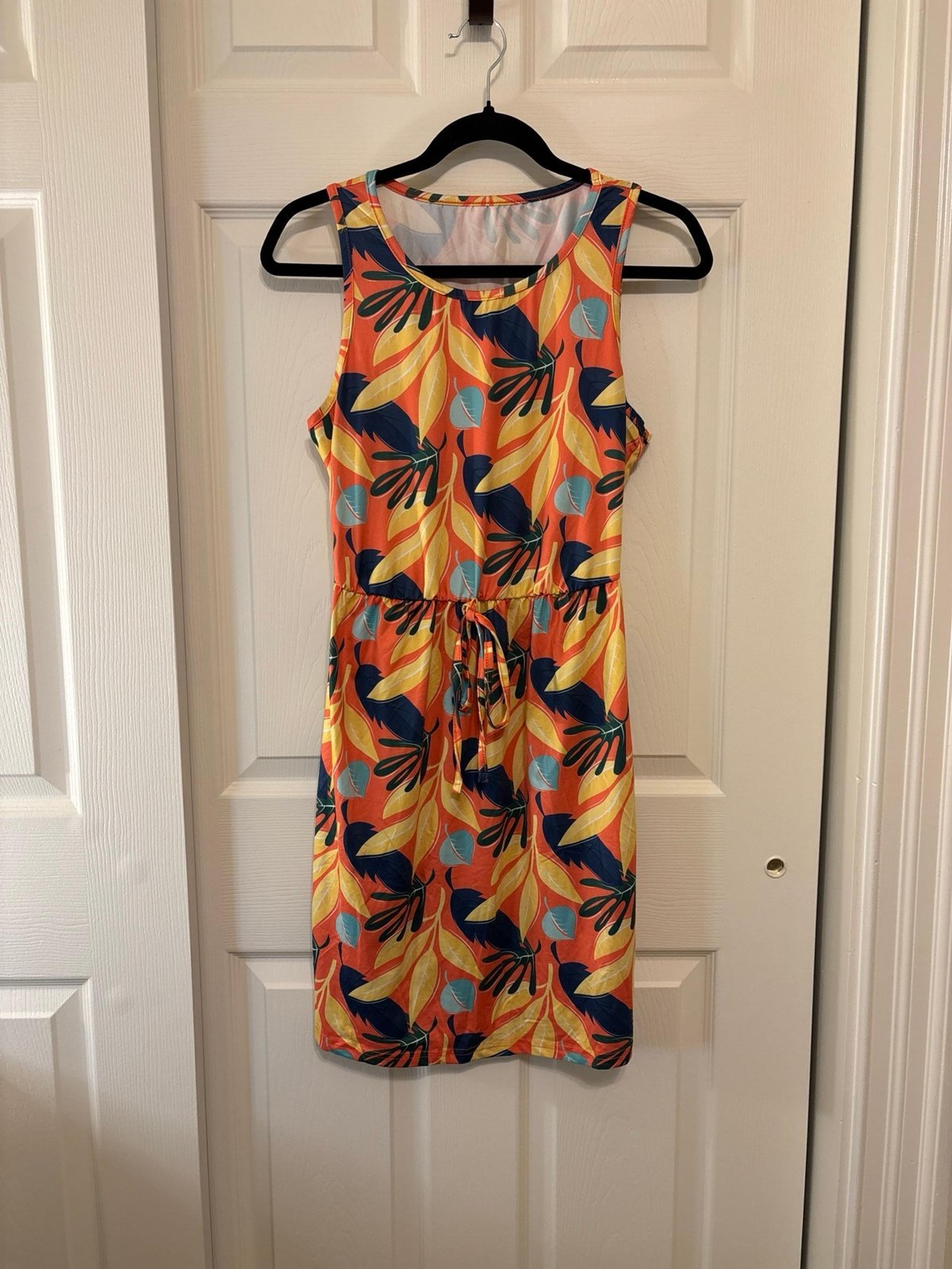 Women’s Medium Floral Dress