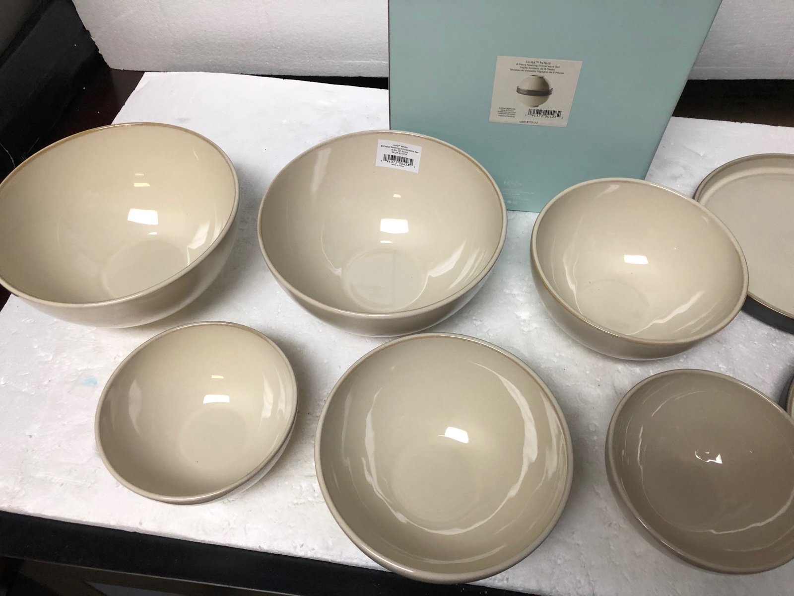 LENOX Luna Nesting White 8 Piece Dinnerware Set