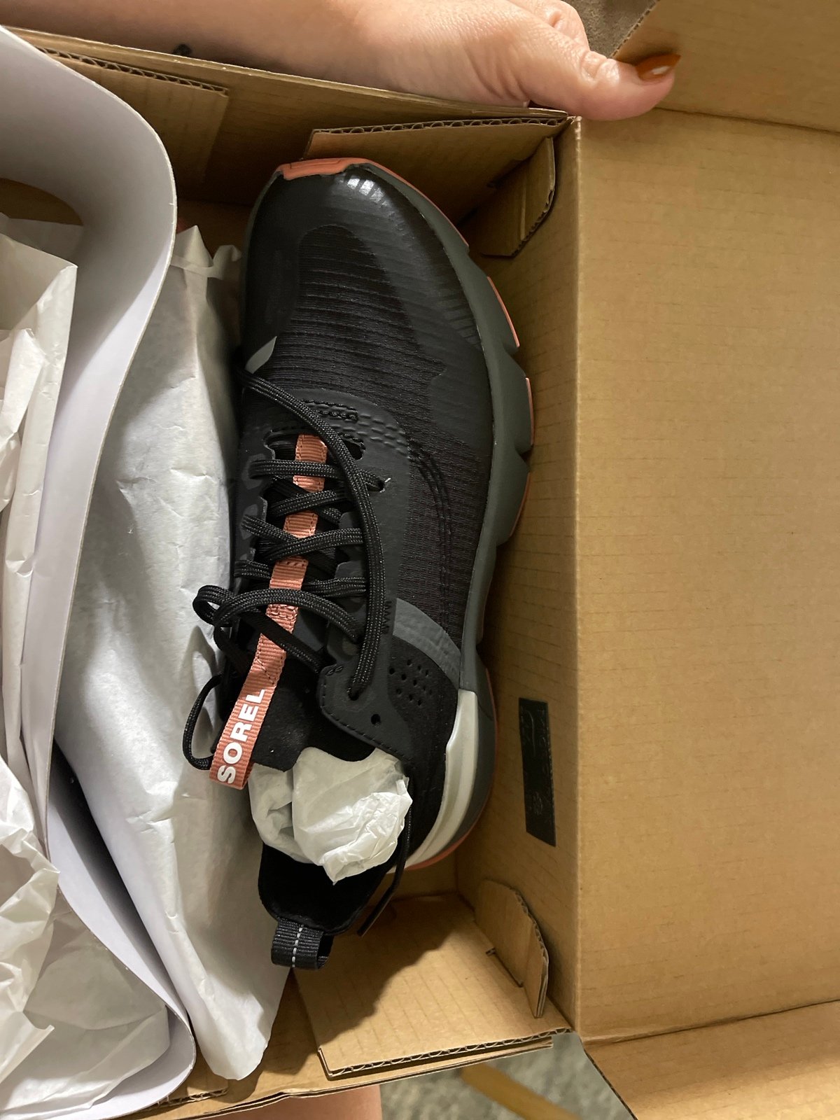 Sorel kinetic rush rip stop size 7
