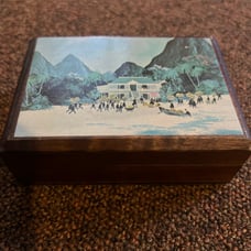 Vintage 1984 Wooden trinket box