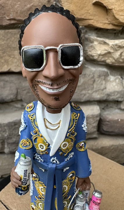 SNOOP DOGG COLLECTORS EDITION BOBBLEHEAD NODDER 2023 CORONA BEER 7”
