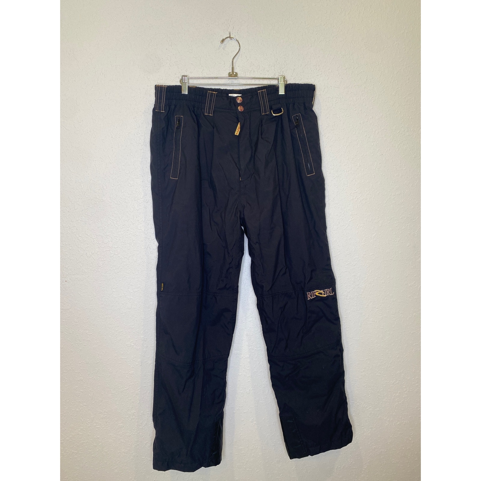 Ripcurl Men’s Black Snowboarding/Ski Pants Sz 34 Vintage Waterproof Nylon Lined
