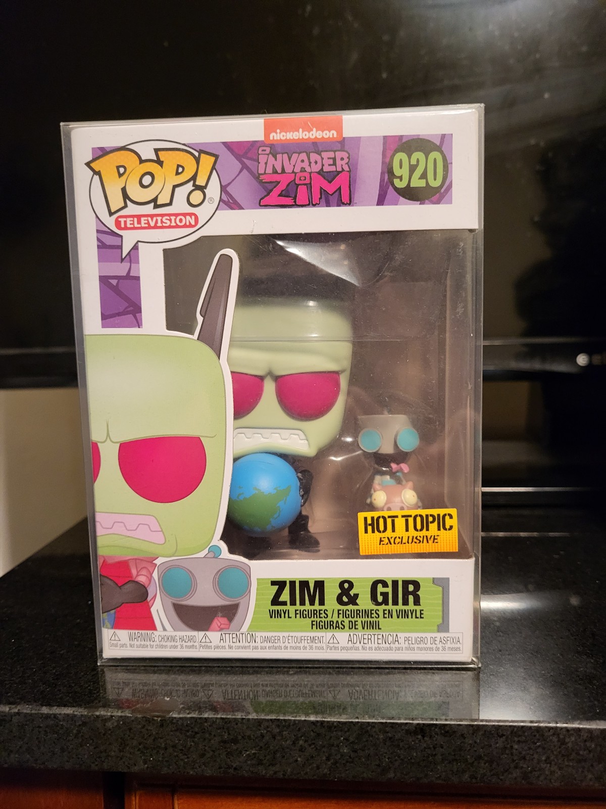Funko pop Zim & gir #920, NIB. Hot topic exclusive.