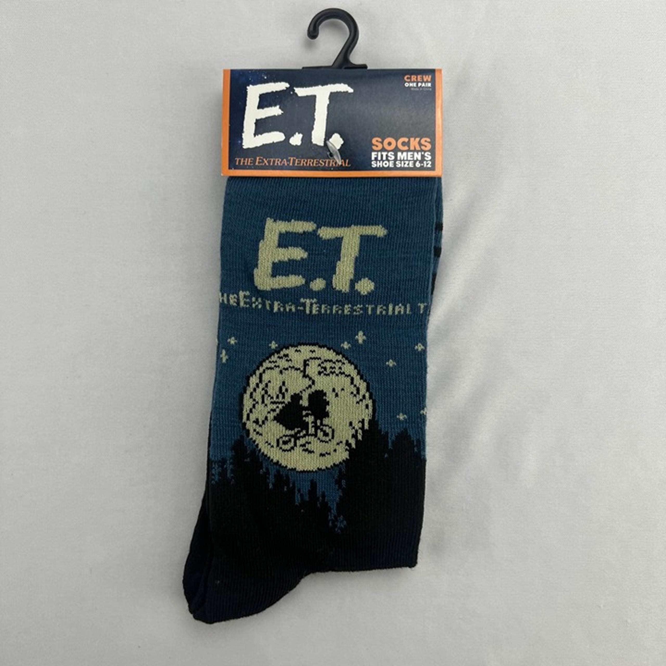 E.T. The Extra Terrestrial Mens Crew Socks 6-12