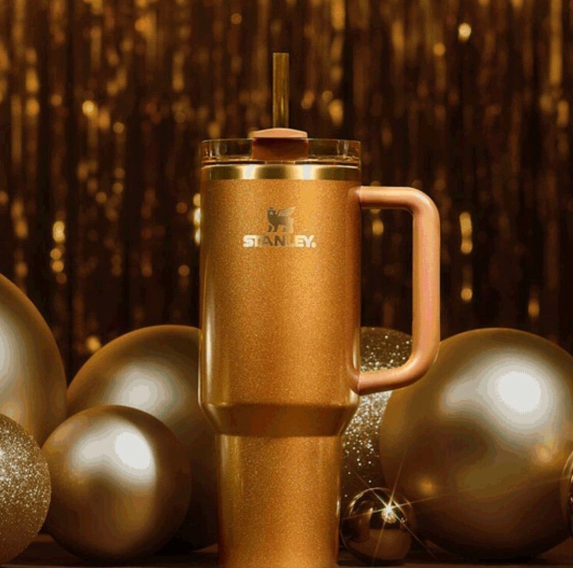 New Stanley Copper Tinsel 40oz Holiday Limited Edition H 2.0 FlowState Tumbler