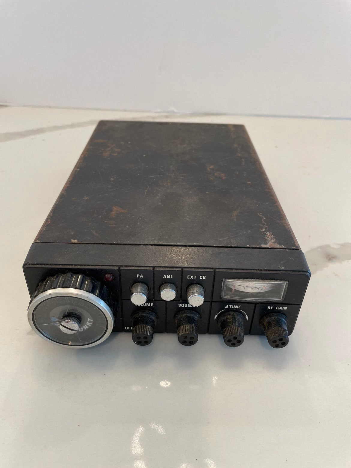 Blaupunkt Model BCB Dash 5231 Radio Transceiver.