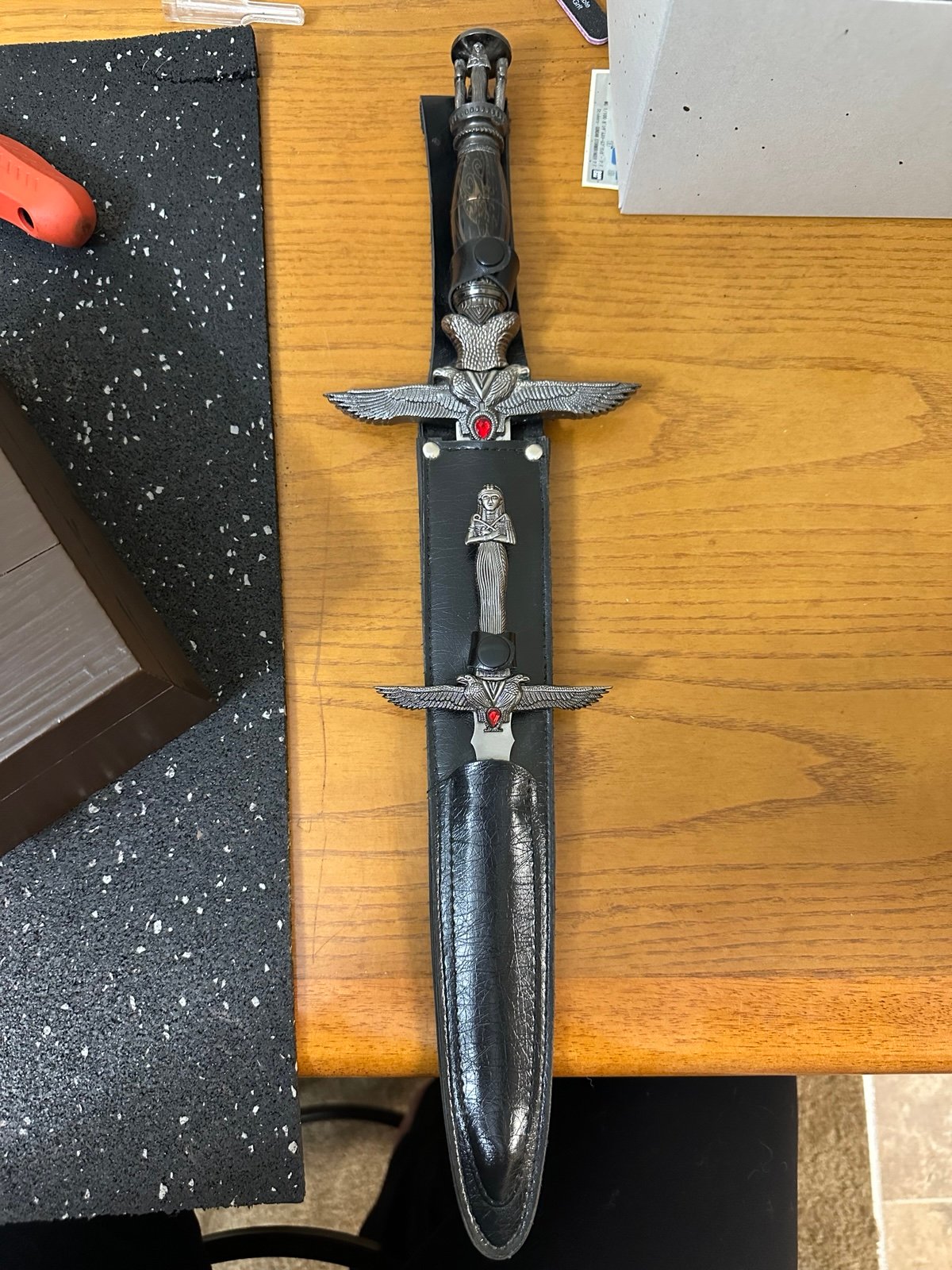 Egyptian daggers