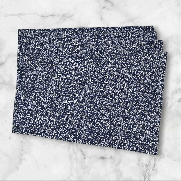 4 Williams Sonoma Blue White Ditsy Floral Cotton Placemats 14 x 20