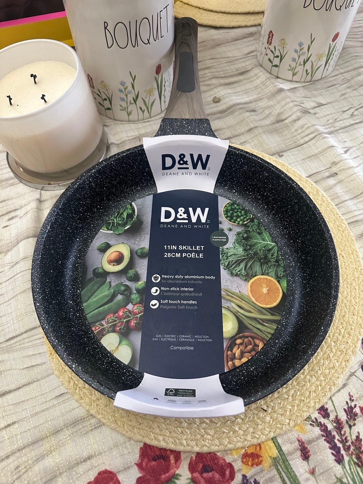 D&W Frying Pan Nonstick Medium Skillet 11-inch 28-CM poele Cookware Deane&White