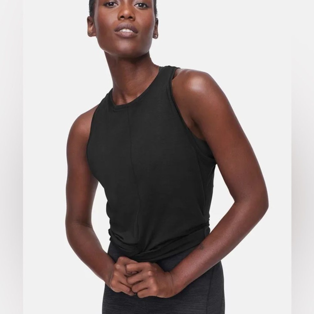 Outdoor Voices FastTrack Knot Tank in Black