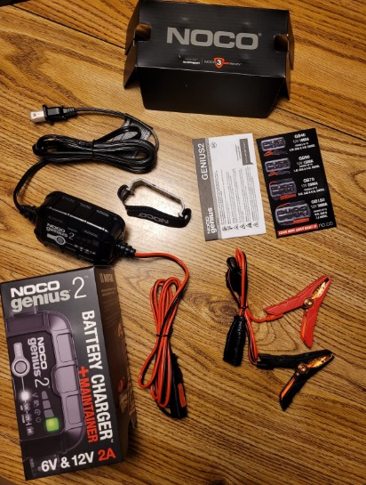 2A Smart Car Battery Charger, 6V and 12V Automotive Charger, Battery Charger