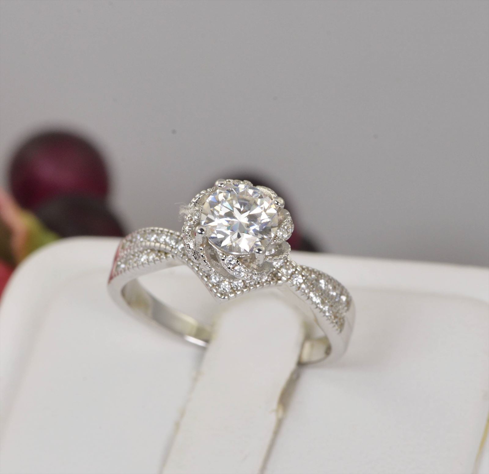 GRA Certified Moissanite Diamond Wedding Engagement Ring 1 Ct Size 6 #61